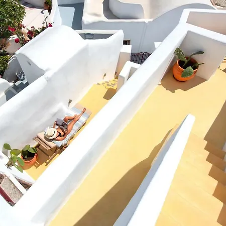 Villa Oikia Cave House